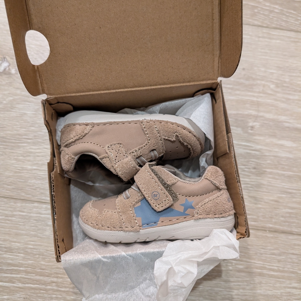NWOT Stride Rite Tan Sneakers with Blue Star Accents
